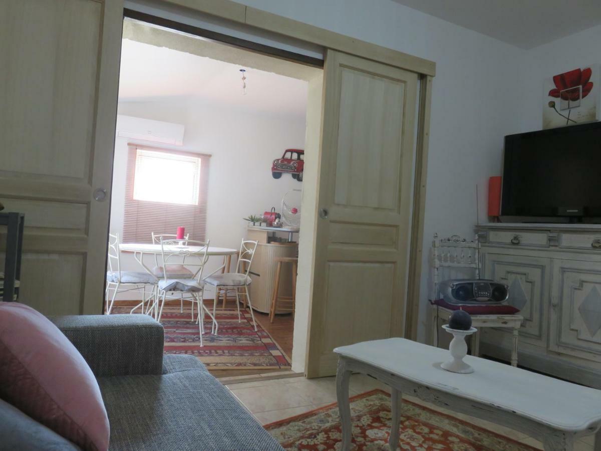 Charmant Appartement Saint Gely Cornillon Εξωτερικό φωτογραφία